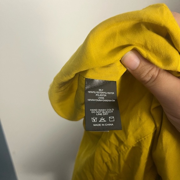 Sunday in Brooklyn Anthropologie Gold One-Shoulder Tie-Neck Blouse Size S New - Picture 7 of 9